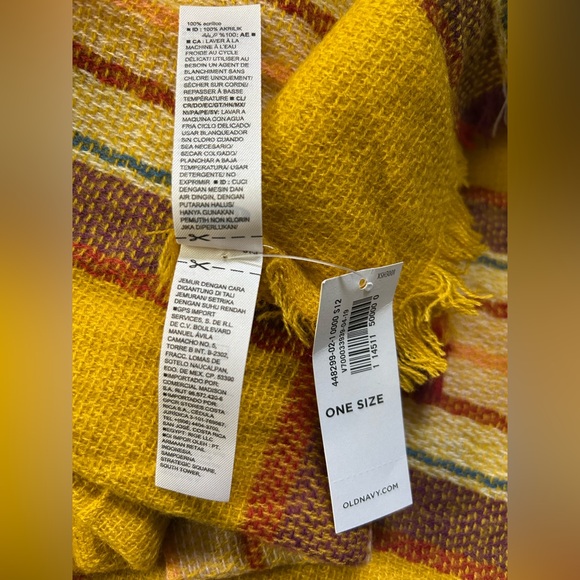 Old Navy Yellow Plaid Flannel Fringe Scarf Wrap NWT - Picture 13 of 14